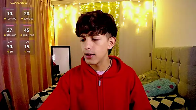 teobowny  online show from December 30, 2024, 10:12 pm