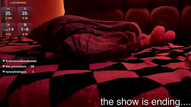 teobowny  online show from January 17, 2025, 9:50 pm