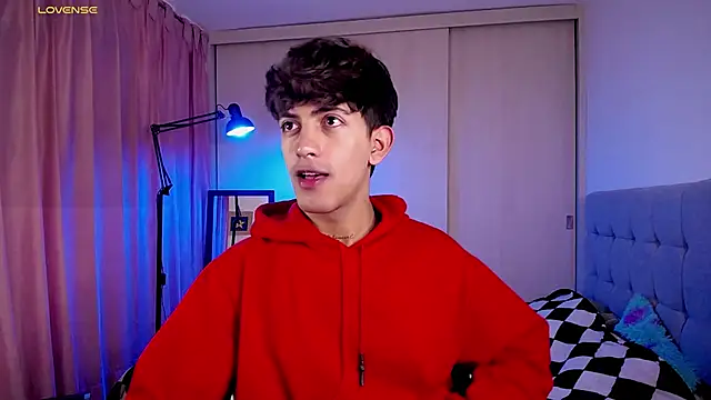 teobowny  online show from January 30, 2025, 7:04 pm