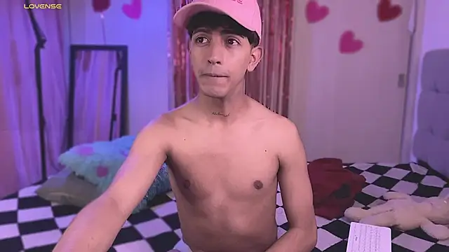 teobowny  online show from February 22, 2025, 9:15 pm