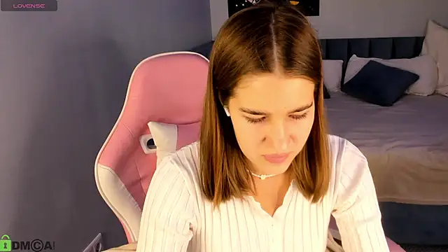 Snapshot of Jennifer_Wadee chatting on February 6, 2026, 11:41 pm Jennifer Wadee online show from February 6, 2026, 11:41 pm