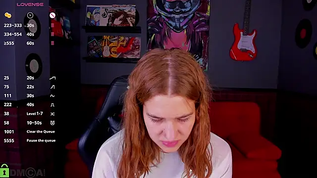 Jennifer Wadee online show from April 14, 2026, 11:11 pm