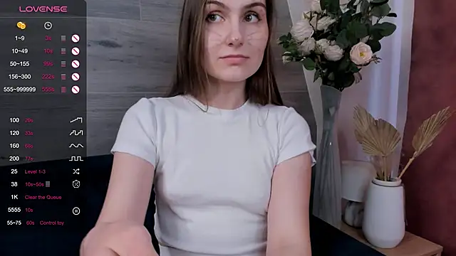 MariamBluitt online show from December 6, 2024, 4:58 am