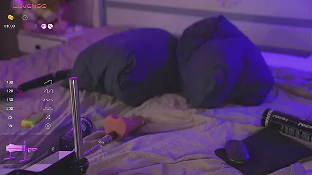 Devilsss toy online show from February 17, 2025, 6:04 pm