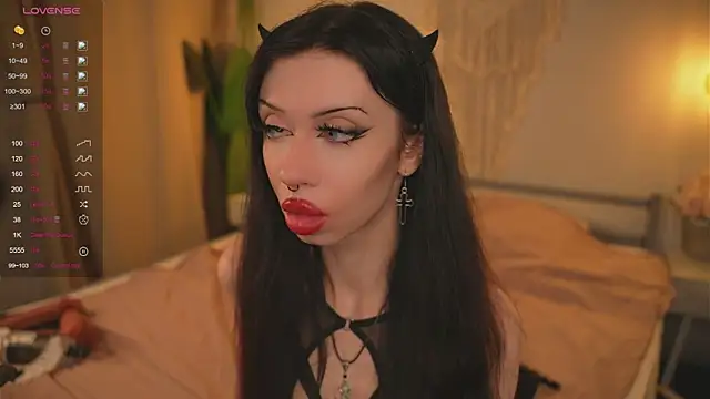 Devilsss toy online show from October 21, 2025, 4:19 pm