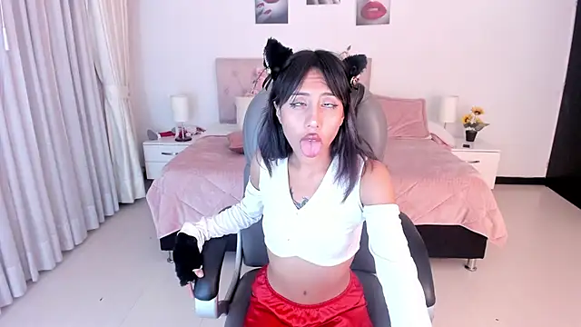 Snapshot of Kitty_Pam chatting on December 29, 2024, 10:12 am Kitty Pam online show from December 29, 2024, 10:12 am