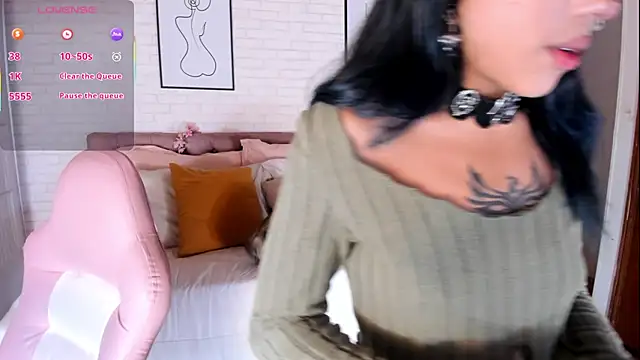 Snapshot of Kitty_Pam chatting on November 6, 2025, 7:48 pm Kitty Pam online show from November 6, 2025, 7:48 pm