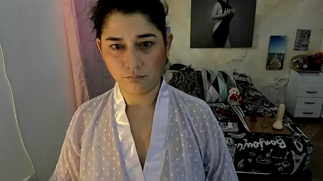 alinabozz1 online show from January 31, 2026, 9:35 pm