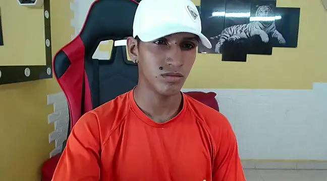 mau elixxx online show from January 11, 2025, 3:13 am