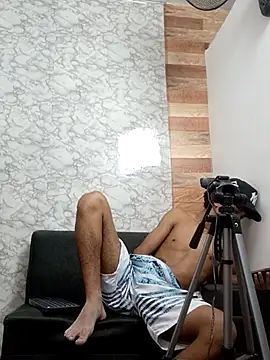 Snapshot of hares_mds chatting on February 19, 2025, 12:33 pm hares mds online show from February 19, 2025, 12:33 pm