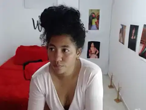 Snapshot of bellacrespalatina chatting on January 10, 2025, 2:46 am bellacrespalatina online show from January 10, 2025, 2:46 am
