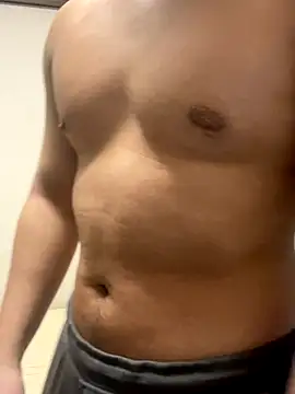 YU-KI00 online show from December 22, 2025, 10:23 am