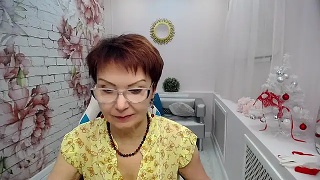 Snapshot of Cutie_Asya chatting on January 14, 2025, 4:47 am Cutie Asya online show from January 14, 2025, 4:47 am