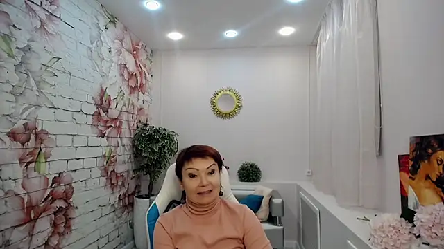 Cutie Asya online show from November 10, 2025, 4:44 am