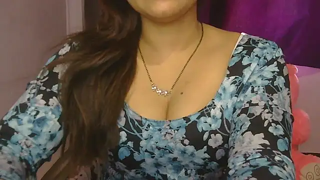 cutie-taara online show from March 30, 2026, 3:29 am