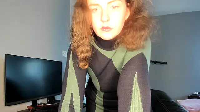 Snapshot of ENGLISHEMILY_69 chatting on March 2, 2025, 12:22 pm ENGLISHEMILY 69 online show from March 2, 2025, 12:22 pm