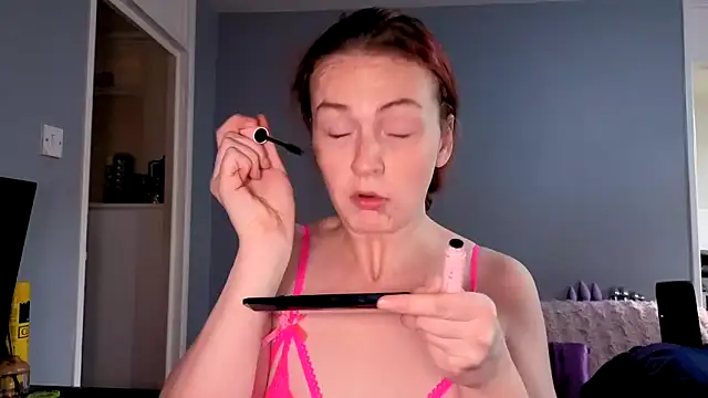 ENGLISHEMILY 69 online show from October 13, 2025, 9:53 am