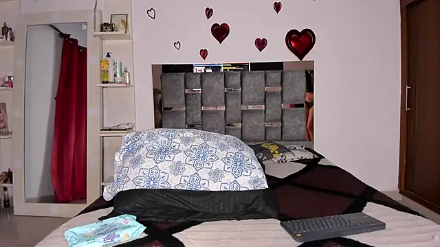 Snapshot of Carol_M8 chatting on March 1, 2025, 4:15 am Carol M8 online show from March 1, 2025, 4:15 am