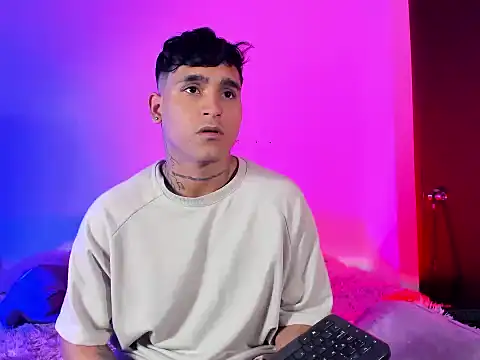 Snapshot of christianwang chatting on November 14, 2025, 4:22 am christianwang online show from November 14, 2025, 4:22 am