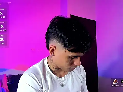 Snapshot of christianwang chatting on November 14, 2025, 11:24 pm christianwang online show from November 14, 2025, 11:24 pm