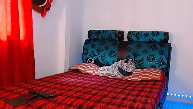 Snapshot of carolanyi chatting on February 22, 2026, 7:12 pm carolanyi online show from February 22, 2026, 7:12 pm