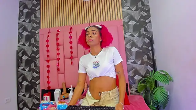 Brithanyslim online show from March 10, 2026, 7:41 pm