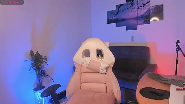 Snapshot of odelei chatting on March 8, 2025, 7:38 am odelei online show from March 8, 2025, 7:38 am