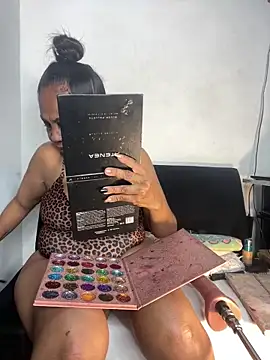 chiquimaturesexy online show from February 19, 2026, 9:33 pm