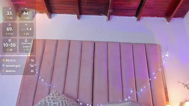 Snapshot of VICTORIA_RASH chatting on January 8, 2025, 9:55 pm VICTORIA RASH online show from January 8, 2025, 9:55 pm