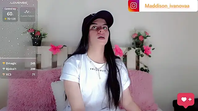 Snapshot of Madisson_Ivanova chatting on January 29, 2025, 5:02 pm Madisson Ivanova online show from January 29, 2025, 5:02 pm