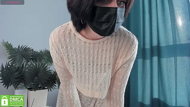 Snapshot of Emmi_Flowers chatting on September 19, 2025, 10:16 am Emmi Flowers online show from September 19, 2025, 10:16 am