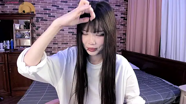 Snapshot of Velvetsky_1 chatting on November 9, 2025, 3:10 pm Velvetsky 1 online show from November 9, 2025, 3:10 pm