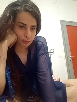 perla97 online show from December 16, 2024, 10:24 pm