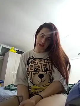 Snapshot of perla97 chatting on February 5, 2026, 7:51 pm perla97 online show from February 5, 2026, 7:51 pm