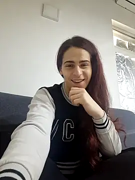 Snapshot of perla97 chatting on February 10, 2026, 10:41 am perla97 online show from February 10, 2026, 10:41 am