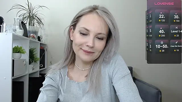 Snapshot of Sunny_bunny6 chatting on December 26, 2024, 12:59 pm Sunny bunny6 online show from December 26, 2024, 12:59 pm