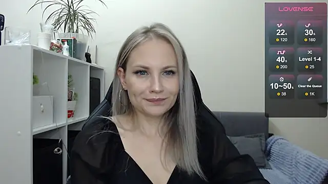 Snapshot of Sunny_bunny6 chatting on January 30, 2025, 4:24 pm Sunny bunny6 online show from January 30, 2025, 4:24 pm