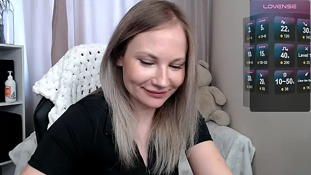 Sunny bunny6 online show from March 16, 2026, 4:40 am