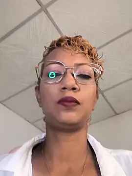 Amaliu  online show from October 1, 2025, 2:45 pm