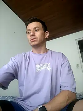 Andrewfalcon online show from December 6, 2024, 12:38 pm