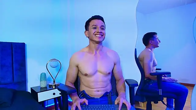 Andrewfalcon online show from September 13, 2025, 7:35 pm