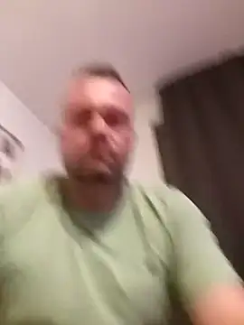 mikaaaaase online show from October 4, 2025, 12:52 am