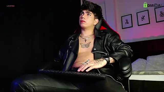 LyleBennett  online show from March 7, 2026, 11:51 am