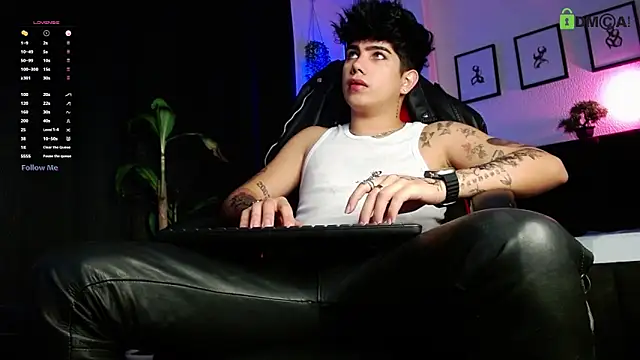 LyleBennett  online show from March 28, 2026, 12:05 pm