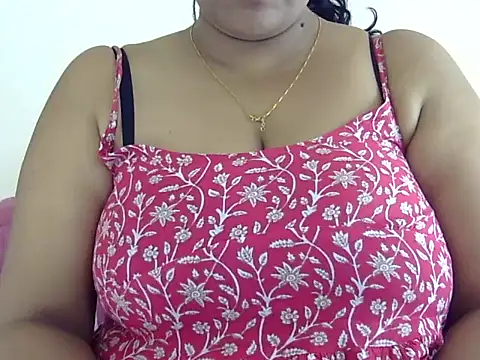 Riya riyaa online show from November 8, 2025, 2:34 am