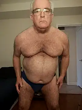 Shoreguy69 online show from December 21, 2025, 12:23 pm