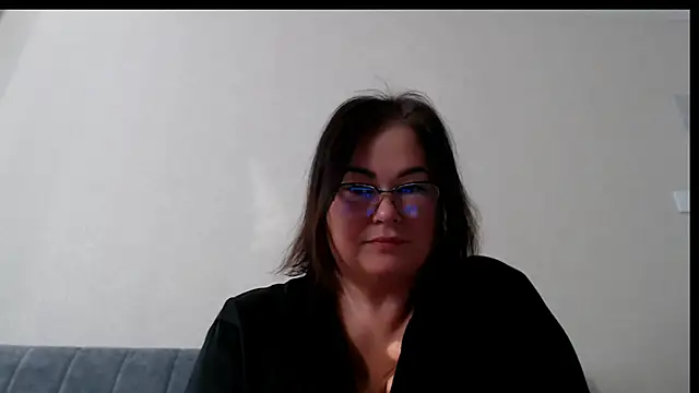 Nora Star online show from March 4, 2026, 12:11 pm