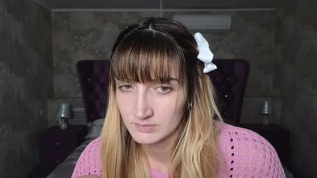 Snapshot of Nika_Kitten chatting on November 13, 2025, 9:30 am Nika Kitten online show from November 13, 2025, 9:30 am