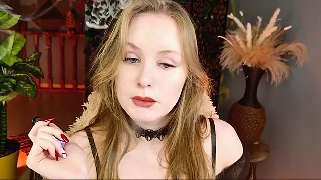 Snapshot of VivienLeeigh chatting on April 22, 2026, 4:59 am VivienLeeigh online show from April 22, 2026, 4:59 am