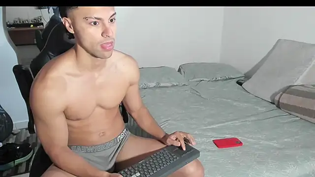 Snapshot of tylermorgan00 chatting on October 9, 2025, 1:42 pm tylermorgan00 online show from October 9, 2025, 1:42 pm